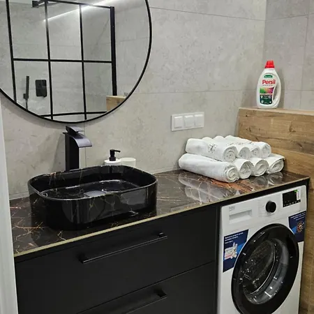 Bulgarska 59 - Sypialnia I Salon - 40m2 - Self Check In 24h Apartment