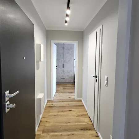 Bulgarska 59 - Sypialnia I Salon - 40m2 - Self Check In 24h Poznań