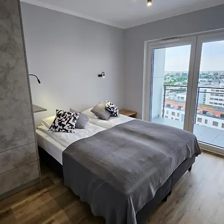 Bulgarska 59 - Sypialnia I Salon - 40m2 - Self Check In 24h * Poznan